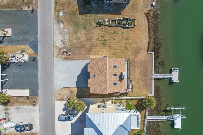 51 Wilmington St, House other with 4 bedrooms, 2 bathrooms and null parking in Ocean Isle Beach NC | Image 42