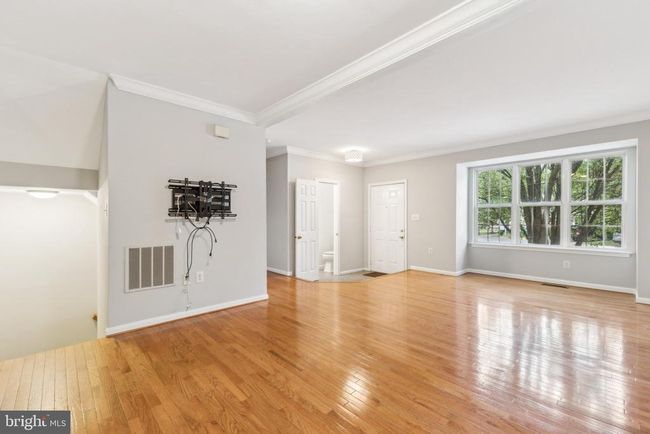 14208 Creekbranch Way, Townhouse with 3 bedrooms, 4 bathrooms and null parking in GAINESVILLE VA | Image 4