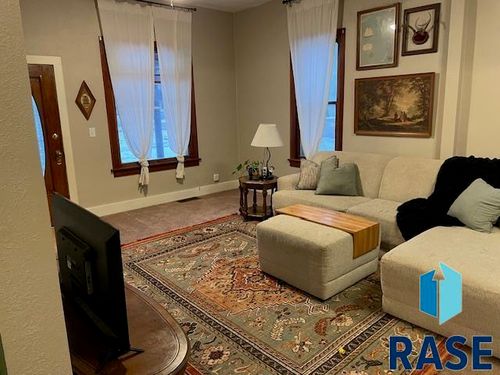 1101 Edgerly St Street, Larchwood, IA, 51241 | Card Image