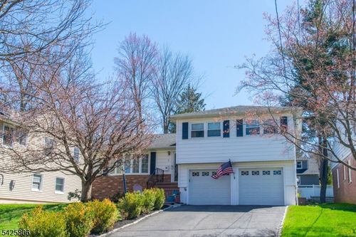 6 Sheridan Ave, West Orange, NJ, 07052-2629 | Card Image