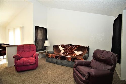 2724 Se 89th Ter, Moore, OK, 73160-9100 | Card Image