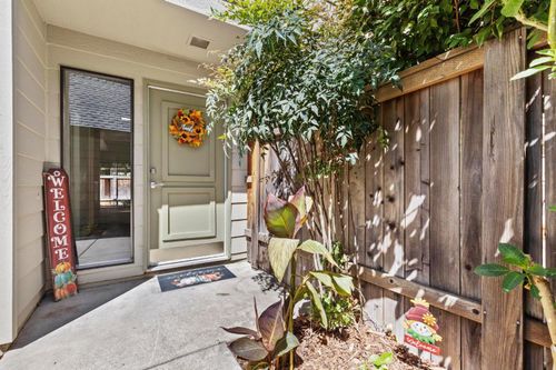 apt-82-750 Lincoln Rd, Yuba City, CA, 95991-7400 | Card Image