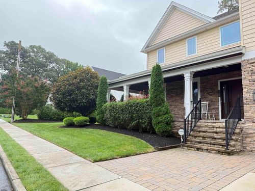 325 Murphys Way, Linwood, NJ, 08221-1867 | Card Image