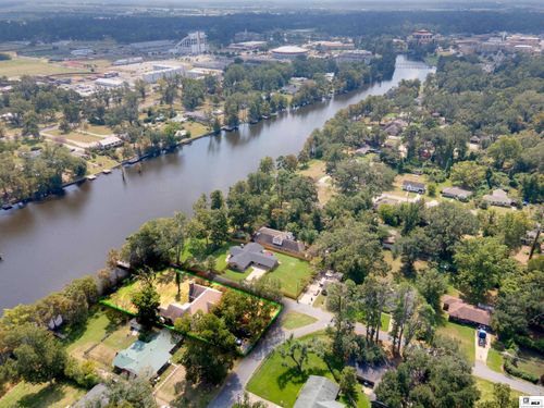 1800 University Pl, Monroe, LA, 71203-3435 | Card Image