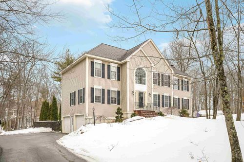 21 Squire Armour Road, Windham, NH, 03087 | Card Image