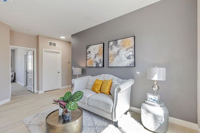 113 Silver Bell Way, House other with 5 bedrooms, 3 bathrooms and 2 parking in Oakley CA | Image 11