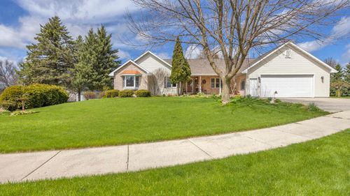428 Sandstone Ter, Kiel, WI, 53042-1679 | Card Image