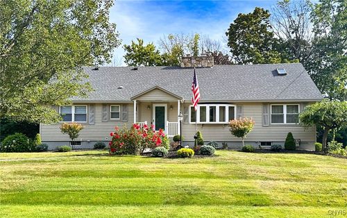 22 Canterbury Rd, New Hartford, NY, 13413-2407 | Card Image