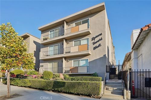 320 E Spruce Ave, Inglewood, CA, 90301-2727 | Card Image