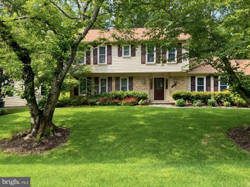 8224 Lakenheath Way, POTOMAC, MD, 20854-2740 | Card Image