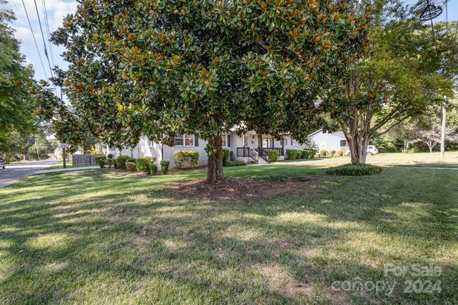 4301 Acorn St, House other with 3 bedrooms, 2 bathrooms and null parking in Charlotte NC | Image 22
