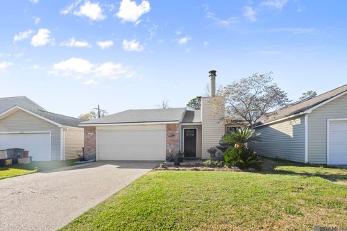 242 Highland Creek Pkwy, Baton Rouge, LA, 70808-8146 | Card Image
