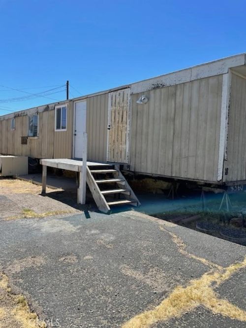 18-35475 National Trails Hwy, Daggett, CA, 92327 | Card Image