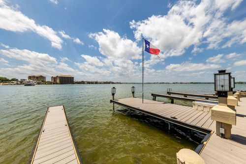 b-402 Island Dr, Horseshoe Bay, TX, 78657-6261 | Card Image