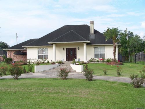 1142 Pompey Dr, Baton Rouge, LA, 70816-1859 | Card Image