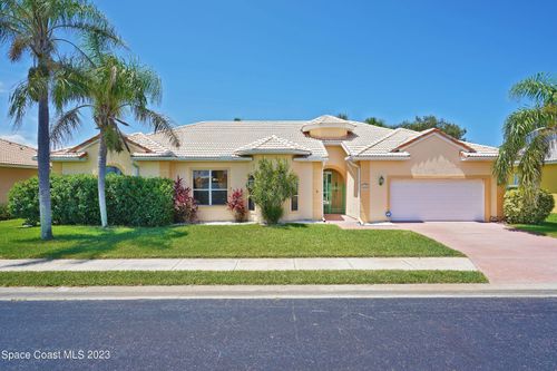 200 Ocean Ridge Dr, Melbourne Beach, FL, 32951-3478 | Card Image