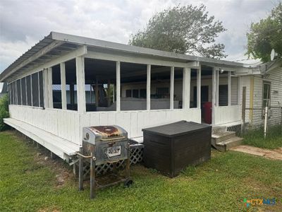 93 Sandcastle Drive, House other with 3 bedrooms, 2 bathrooms and null parking in Port Lavaca TX | Image 2