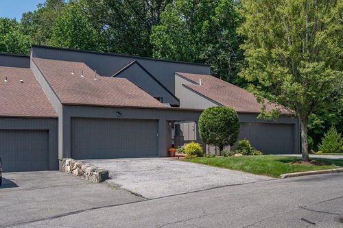 408 Pine Grove Ln, Hartsdale, NY, 10530-1154 | Card Image