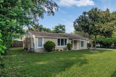 Front Yard view from the street | Image 3