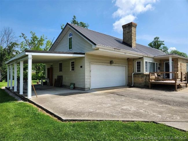 524 W Water St, Home with 3 bedrooms, 3 bathrooms and null parking in Paoli IN | Image 4