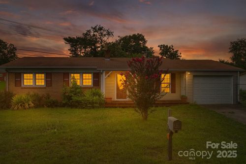 4243 Benfield Dr, Hudson, NC, 28638-9004 | Card Image