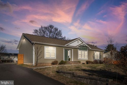 1211 Dewberry Dr, FREDERICKSBURG, VA, 22407-4881 | Card Image