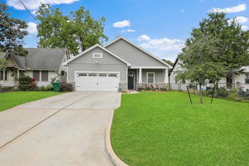 913 Eleanor St, Houston, TX, 77009-1434 | Card Image