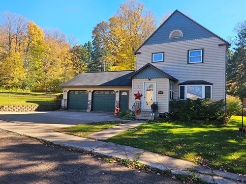 10570 Belmont Dr, Ramsay, MI, 49959-8105 | Card Image