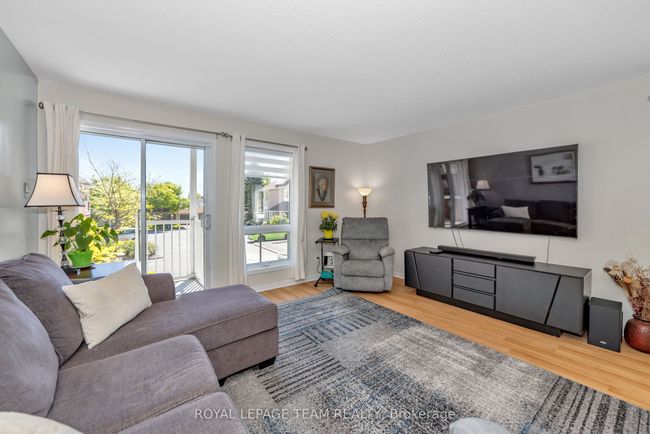 6 - 85 Cresthaven Dr, Condo with 2 bedrooms, 2 bathrooms and 1 parking in Nepean ON | Image 7