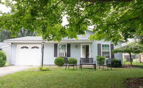 209 Pennsylvania Ave, Kendallville, IN, 46755-2161 | Card Image