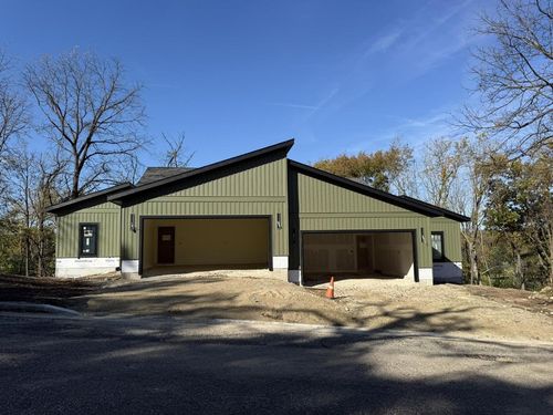 27-229 Whitetail Ln, Deerfield, WI, 53531-8701 | Card Image