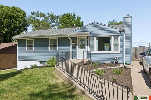 3310 S 82 Street, Omaha, NE, 68124 | Card Image