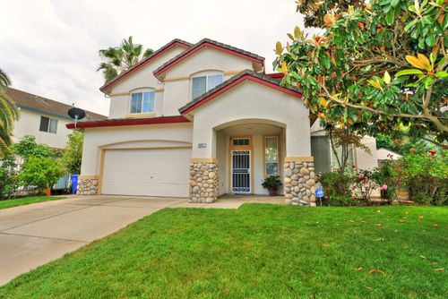 8897 Shasta Lily Dr, Elk Grove, CA, 95624-3863 | Card Image