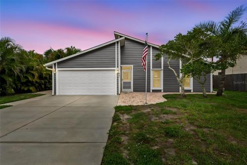 903 Plum Tree Ln, Sarasota, FL, 34243-1745 | Card Image