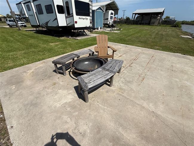 Canal front slab for entertaining and watching the beautiful sunsets. | Image 30