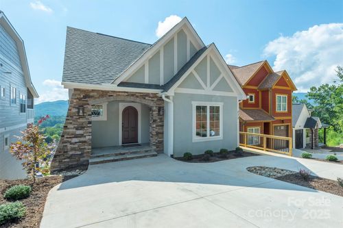 273 Mount Allen Hts, Black Mountain, NC, 28711-0389 | Card Image