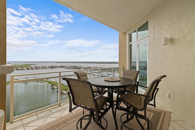PH-1401 - 140 Riviera Dunes Way, Condo with 4 bedrooms, 4 bathrooms and null parking in Palmetto FL | Image 45