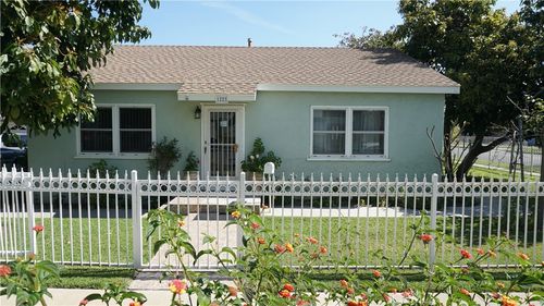 1223 S Plum Ave, Ontario, CA, 91761-3326 | Card Image