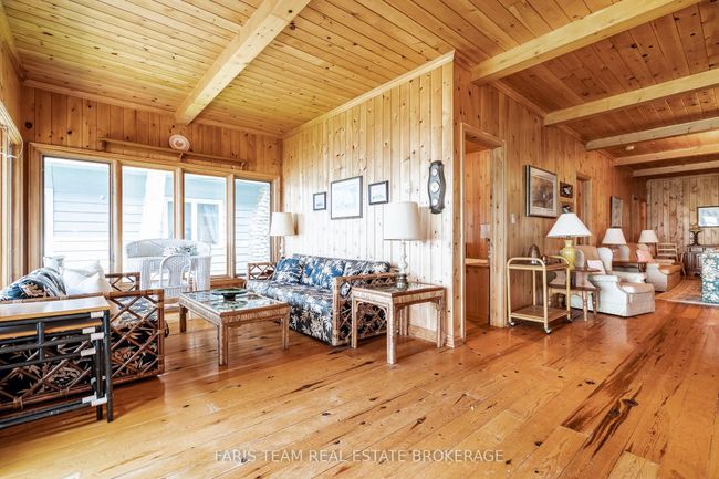 80 E Beach Rd, House other with 4 bedrooms, 2 bathrooms and 3 parking in Tiny ON | Image 14