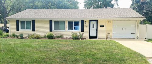 930 Hammond Ave, Aurora, IL, 60506-2260 | Card Image