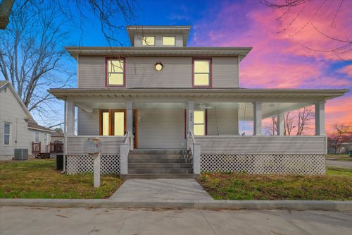 304 W Harrison St, Sullivan, IL, 61951-1862 | Card Image