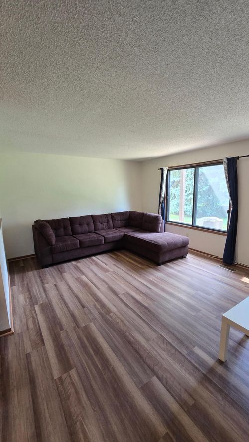 122-122 96th Ln Ne, Blaine, MN, 55434-1374 | Card Image