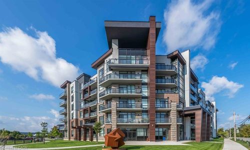 510-600 N Service Rd, Hamilton, ON, L8E5A7 | Card Image