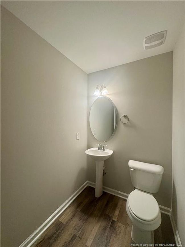 Photo 9 | Image 9