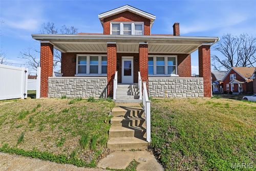2703 Pestalozzi St, Saint Louis, MO, 63118-1447 | Card Image