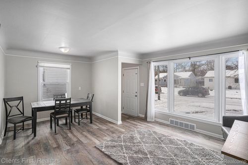 1329 Woodland Dr, Inkster, MI, 48141-1741 | Card Image