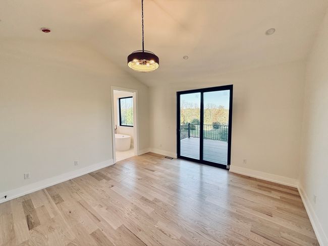 552 S Stocks Rd, House other with 4 bedrooms, 4 bathrooms and null parking in Summit WI | Image 33