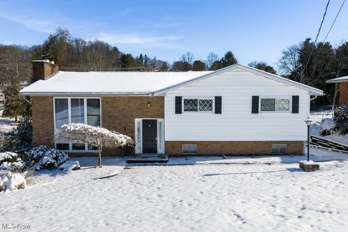 200 Brentwood St, Marietta, OH, 45750-1509 | Card Image