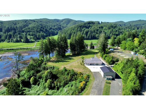 94475 Golf Course Ln, North Bend, OR, 97459-8306 | Card Image