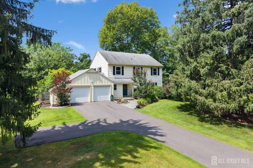 6 Spruce Ln, Princeton, NJ, 08540-9641 | Card Image